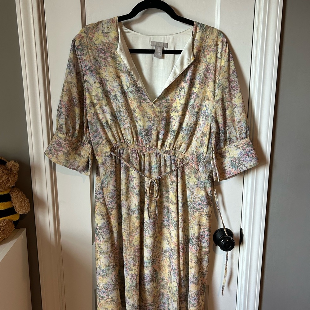 Floral V-Neck Dress